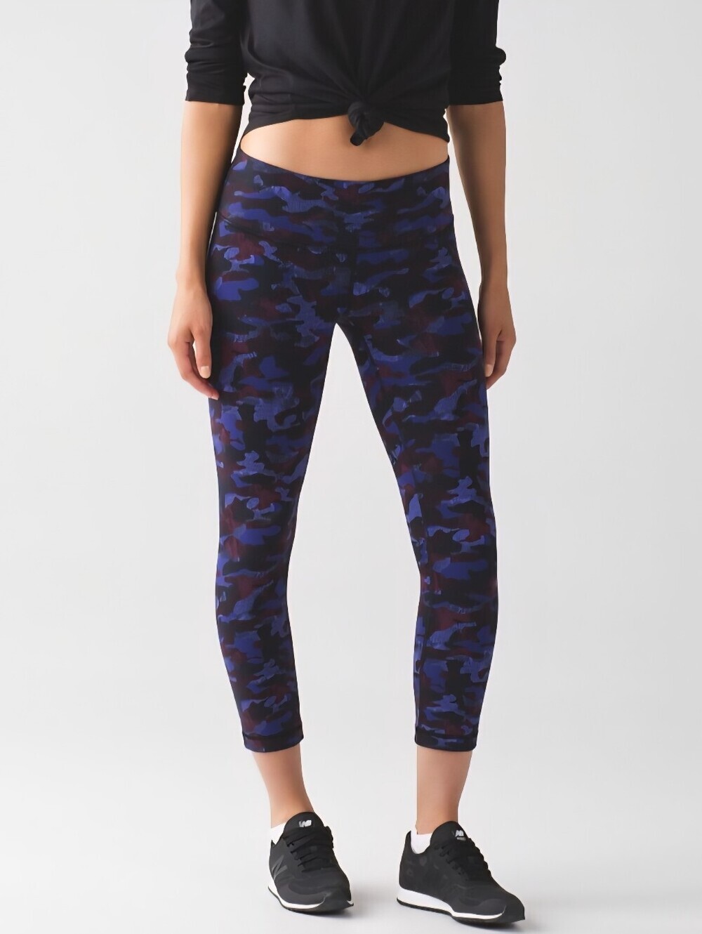 Lululemon Wunder Under Crop III Hounds Camo Emperor Blue Black Purple Size 6